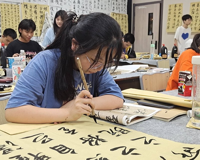 从传统艺术到现代艺术:万州艺术培训的新机遇